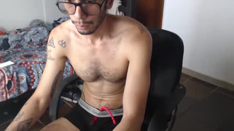 Julfigo online show from July 13, 2026, 3:04 pm