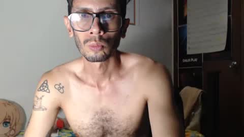 Julfigo online show from July 23, 2026, 1:58 am