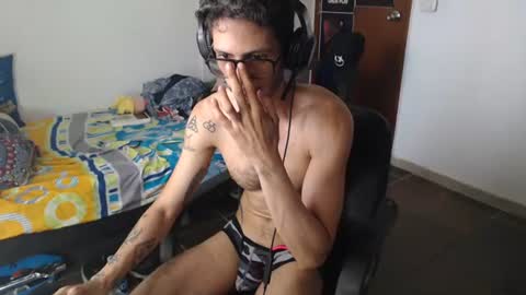 Julfigo online show from July 23, 2026, 6:39 pm