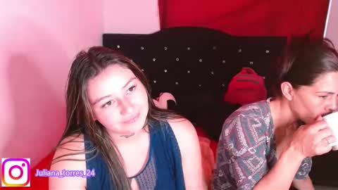 Snapshot of juli_69 chatting on December 30, 2024, 10:34 pm Juliana Torres online show from December 30, 2024, 10:34 pm