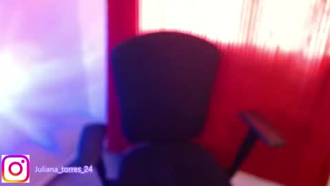 Snapshot of juli_69 chatting on January 28, 2025, 8:26 pm Juliana Torres online show from January 28, 2025, 8:26 pm