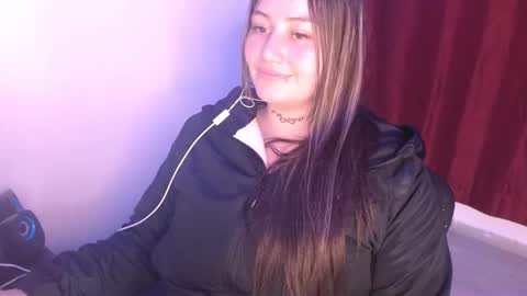 Snapshot of juli_69 chatting on February 26, 2025, 5:53 am Juliana Torres online show from February 26, 2025, 5:53 am