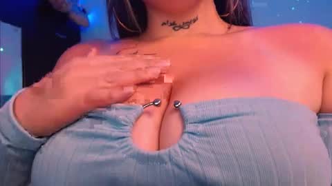 Snapshot of juli_69 chatting on March 12, 2025, 10:17 pm Juliana Torres online show from March 12, 2025, 10:17 pm