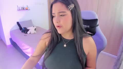 Snapshot of juli_santos_22 chatting on December 28, 2024, 12:45 pm juli_santos_22 online show from December 28, 2024, 12:45 pm