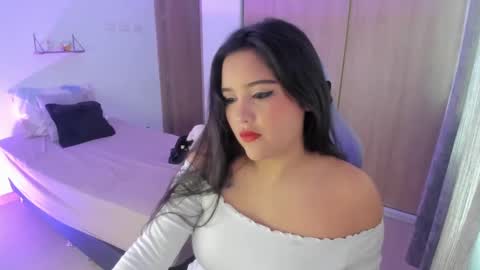Snapshot of juli_santos_22 chatting on January 3, 2025, 12:30 pm juli_santos_22 online show from January 3, 2025, 12:30 pm