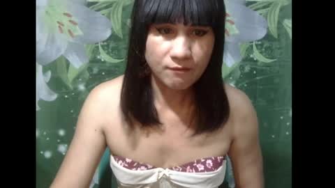 JULIA online show from May 2, 2026, 4:01 pm
