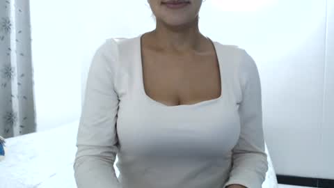 JULIA online show from July 21, 2026, 1:52 am
