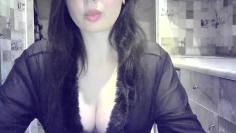 julia69009 online show from July 21, 2026, 8:11 pm