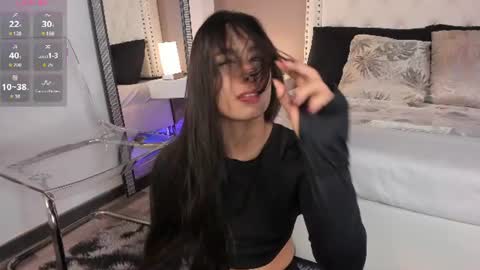 Snapshot of julia_martinezz_ chatting on June 16, 2026, 11:35 am J U L IA M A R T I N E Z online show from June 16, 2026, 11:35 am