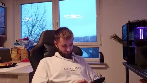 Snapshot of julia_official chatting on January 14, 2026, 3:28 pm julia_official online show from January 14, 2026, 3:28 pm