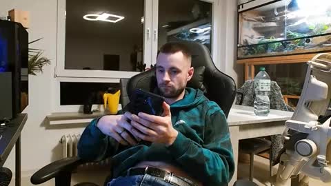 Snapshot of julia_official chatting on February 19, 2026, 6:26 pm julia_official online show from February 19, 2026, 6:26 pm