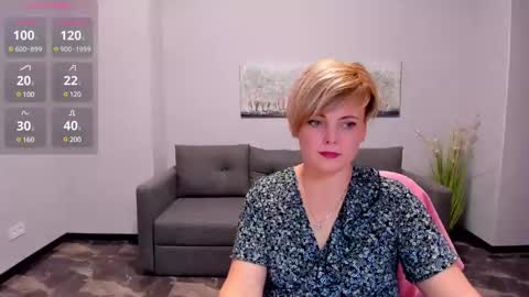 Julia online show from March 12, 2025, 12:57 pm