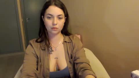 Snapshot of juliagraceof chatting on February 14, 2026, 7:54 pm juliagraceof online show from February 14, 2026, 7:54 pm
