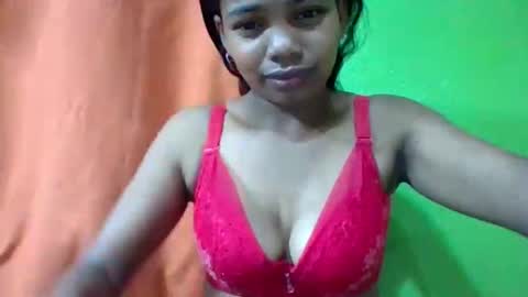 Snapshot of juliah02 chatting on May 3, 2026, 3:56 am juliah02 online show from May 3, 2026, 3:56 am