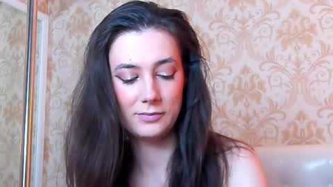 Snapshot of juliahunts chatting on July 22, 2026, 11:13 am JuliaHunt online show from July 22, 2026, 11:13 am