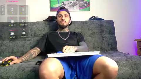 Snapshot of julian_tattoo chatting on July 20, 2026, 2:04 am Julian independent model online show from July 20, 2026, 2:04 am