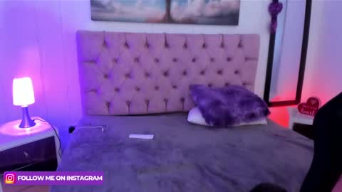  JULIANA CASTRO online show from February 21, 2025, 6:04 pm