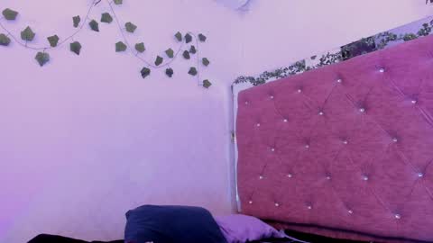 JulianaCarter online show from April 30, 2026, 8:57 pm