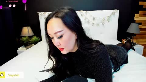 Snapshot of julianna_jamii chatting on December 7, 2024, 3:41 pm Julianna online show from December 7, 2024, 3:41 pm