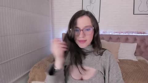 Snapshot of julianne__ chatting on February 20, 2025, 4:28 am Julianne online show from February 20, 2025, 4:28 am