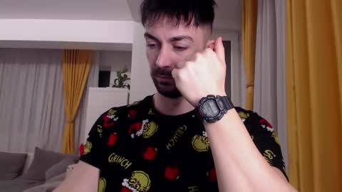 JulianRoyce online show from February 1, 2026, 4:05 pm