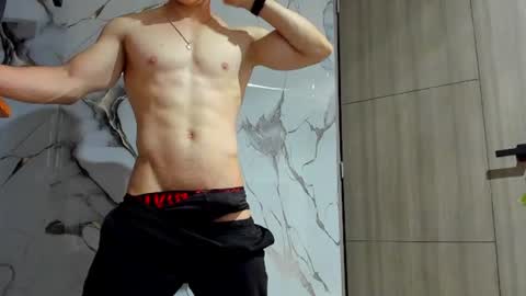 Snapshot of juliansexxx16 chatting on July 4, 2026, 12:55 pm Julian online show from July 4, 2026, 12:55 pm