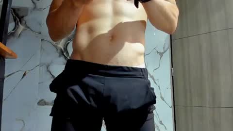 Snapshot of juliansexxx16 chatting on July 5, 2026, 12:34 pm Julian online show from July 5, 2026, 12:34 pm