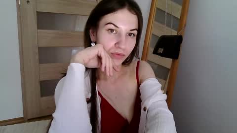 Julia online show from June 4, 2026, 2:34 pm