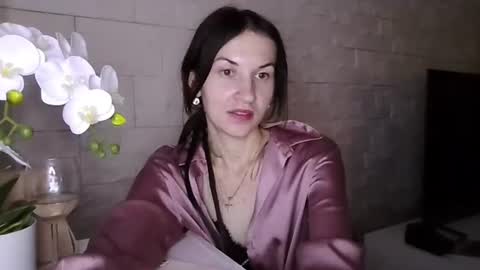 Julia online show from July 28, 2026, 8:52 pm