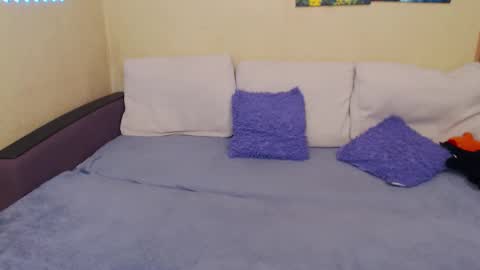 Jul online show from October 12, 2025, 3:00 pm