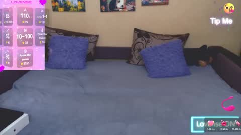 Snapshot of juliasane_ chatting on May 11, 2026, 4:04 pm Jul online show from May 11, 2026, 4:04 pm