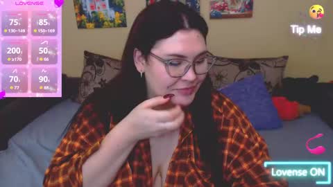 Snapshot of juliasane_ chatting on May 15, 2026, 4:03 pm Jul online show from May 15, 2026, 4:03 pm
