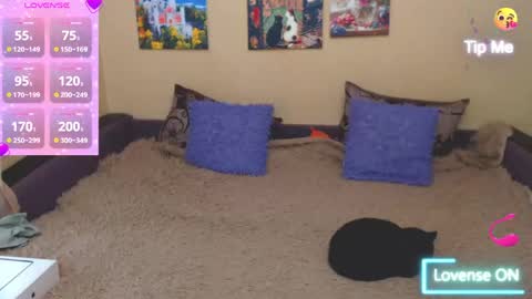 Snapshot of juliasane_ chatting on June 2, 2026, 1:46 pm Jul online show from June 2, 2026, 1:46 pm