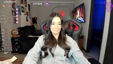 Snapshot of julidavila chatting on March 7, 2025, 4:24 am Jeimy Help me to reach 100 thumbs up online show from March 7, 2025, 4:24 am