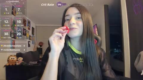 Snapshot of julidavila chatting on October 25, 2025, 2:52 am Jeimy Help me to reach 100 thumbs up online show from October 25, 2025, 2:52 am