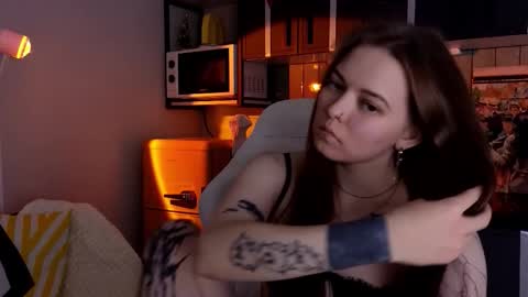 julidropp online show from February 26, 2026, 5:45 pm