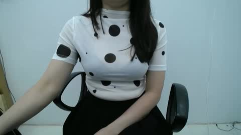 julie9x online show from December 21, 2025, 9:33 pm