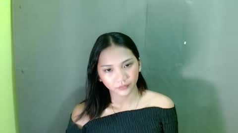 Snapshot of julie_ann25 chatting on December 14, 2025, 2:28 am julie online show from December 14, 2025, 2:28 am