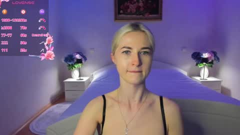 Snapshot of julieblazex chatting on May 24, 2026, 7:30 pm julieblazex online show from May 24, 2026, 7:30 pm