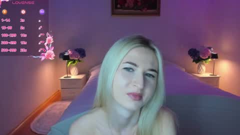 Snapshot of julieblazex chatting on June 17, 2026, 8:21 pm julieblazex online show from June 17, 2026, 8:21 pm