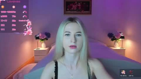 Snapshot of julieblazex chatting on July 2, 2026, 8:37 pm julieblazex online show from July 2, 2026, 8:37 pm