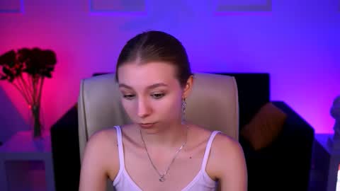 juliedaniel online show from September 9, 2025, 8:14 am