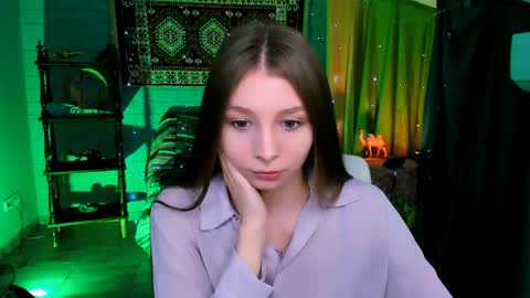 Snapshot of juliedaniel chatting on May 13, 2026, 4:43 am juliedaniel online show from May 13, 2026, 4:43 am