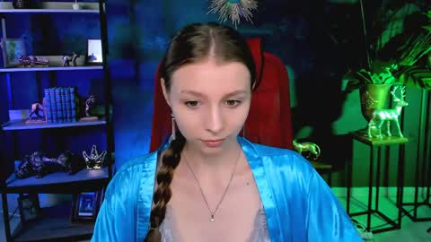Snapshot of juliedaniel chatting on June 8, 2026, 8:15 am juliedaniel online show from June 8, 2026, 8:15 am
