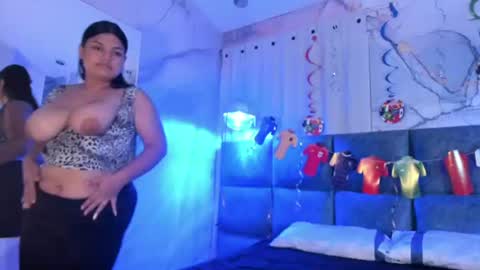 Snapshot of juliet_miller chatting on July 11, 2026, 4:04 am Juliet online show from July 11, 2026, 4:04 am