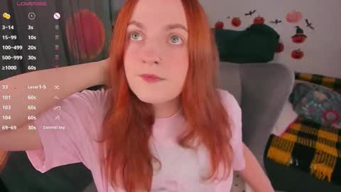 Snapshot of juliet_schoolgirl chatting on November 9, 2025, 12:09 am Juliet online show from November 9, 2025, 12:09 am