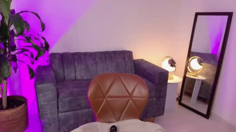 Snapshot of julieta92_ chatting on October 14, 2025, 11:16 pm Julieta92 online show from October 14, 2025, 11:16 pm