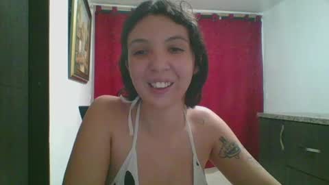 Snapshot of julieta969028 chatting on June 4, 2026, 5:35 am Nati online show from June 4, 2026, 5:35 am