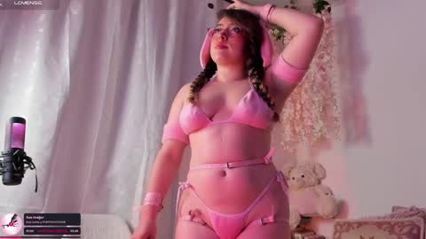 Juli  online show from March 8, 2025, 3:50 am