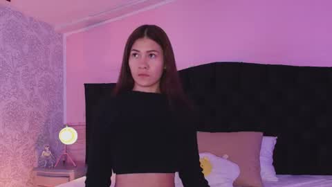 Snapshot of julieta_cortes__ chatting on July 22, 2026, 11:57 am Julieta online show from July 22, 2026, 11:57 am